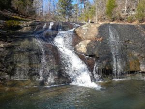 Lay Lake Waterfall